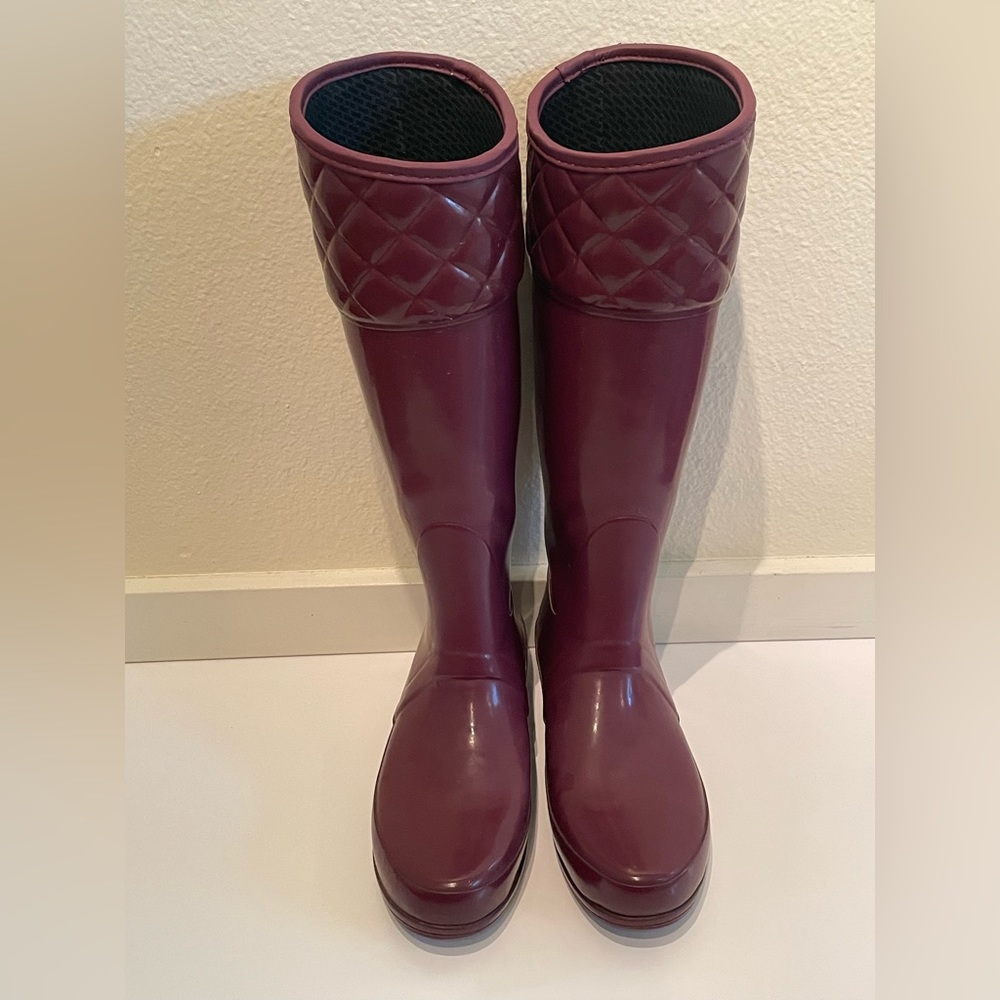 SALE Rare Hunter Quilted Rigley Rain Boots - Size 9